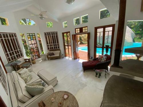 Villa Del Mare / Centro Da Ilha