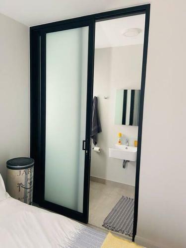 Stylish 3-bedroom Apartment In New Estate Complex