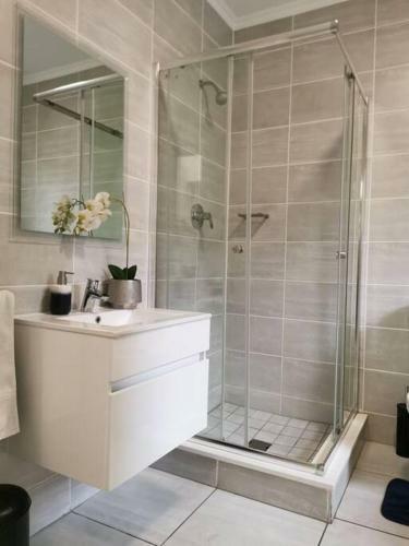 Apartamento An Upmarket 3 Bedroom Waterfall - Teasa Group