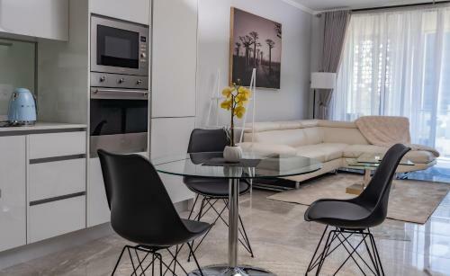 Ellips Waterfall Apartment