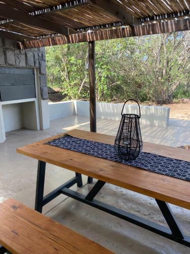 Villa Ostrich Hide