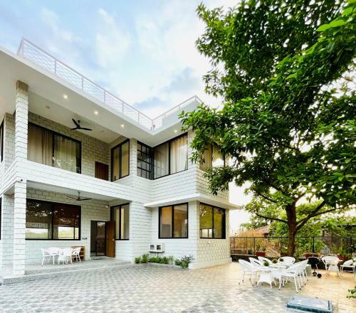 Zen Forest Villa