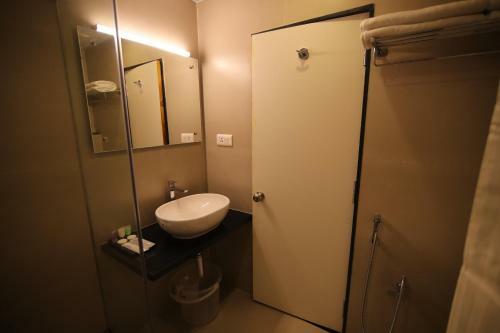 Hotel Vaibhav Inn
