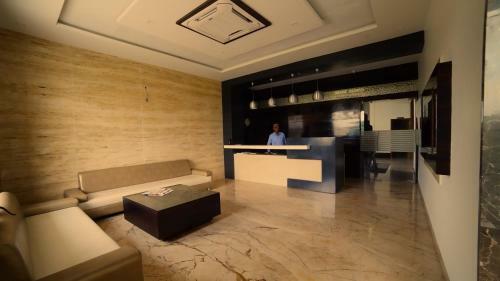 Love Kush Hotel