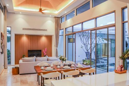 Shambhala Grand Villa By Cozy Lake