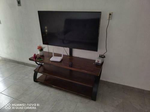 Apartamento C�modo Departamento Con Aire Acondicionado/interne