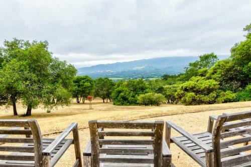 Great Oak Manor