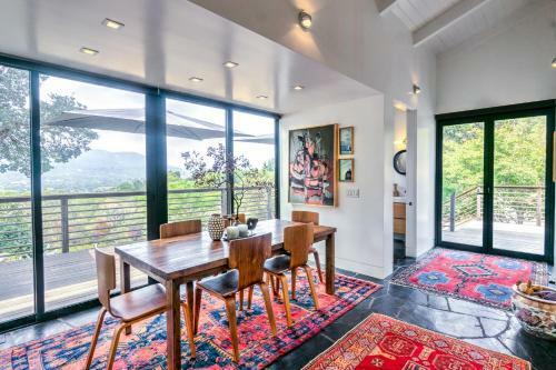 Great Oak Manor