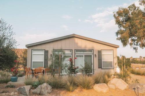 Beautiful Ranch House On Equestrian Property - R5