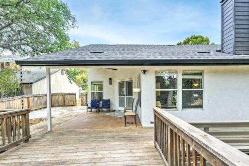 Charming Home Less Than 10 Mi To Sequoia Natl Park!