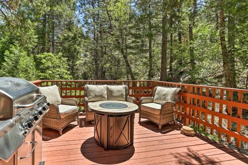 Relaxing Twin Peaks Retreat With Deck And Grill!