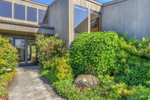 Ocean Retreat