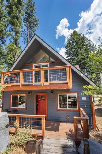 Serene Tahoe Cabin