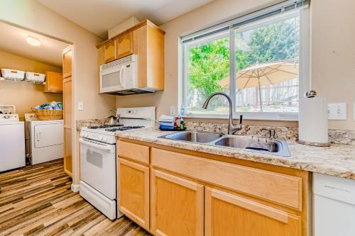 Mountain Quail Cottage