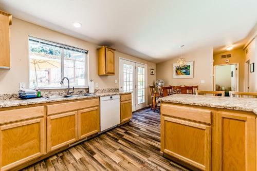 Mountain Quail Cottage