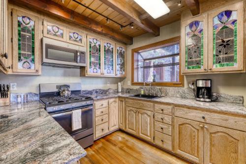 Muhlebach Mountain Hideaway