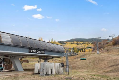 Two Creeks By Snowmass Vacations