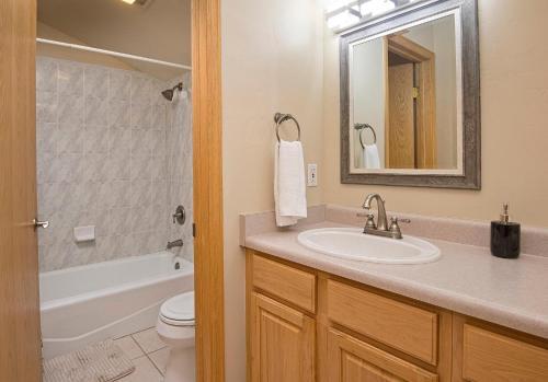 Greenbrier Townhouse #36