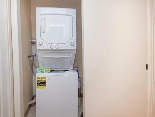 The Seasons Unit 205