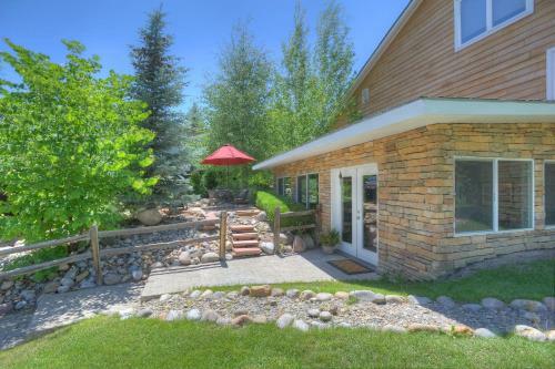 Oreilly Garden House