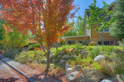 Oreilly Garden House
