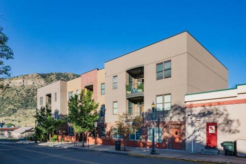 Mears House - Unit 2e