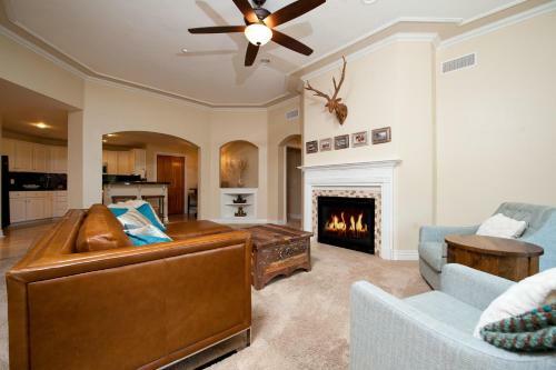 Mears House - Unit 2e