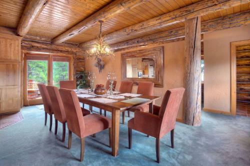 Elk Mountain Retreat