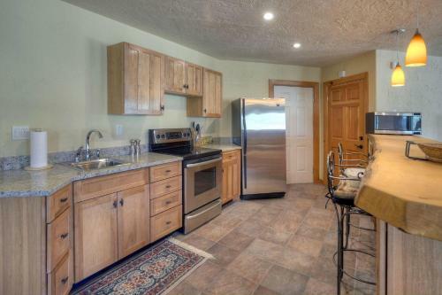 Elk Mountain Retreat