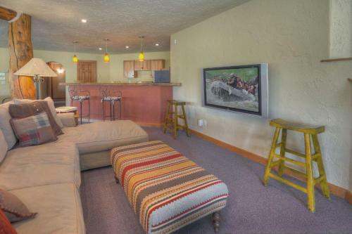 Elk Mountain Retreat