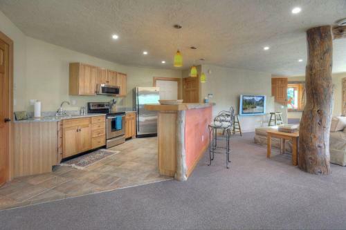 Elk Mountain Retreat