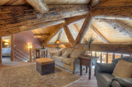 Elk Mountain Retreat