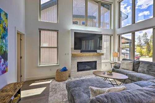Modern Townhome Less Than 4 Mi To Winter Park Resort!