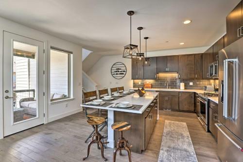 Modern Townhome Less Than 4 Mi To Winter Park Resort!