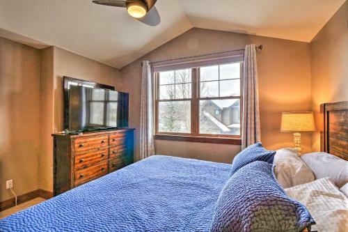 Breck Townhome With Hot Tub And Free Ski Shuttle!