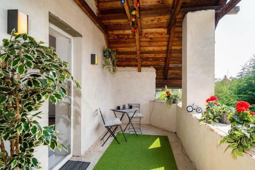 Spacious House 100m2 With Garden, Grill And Parking