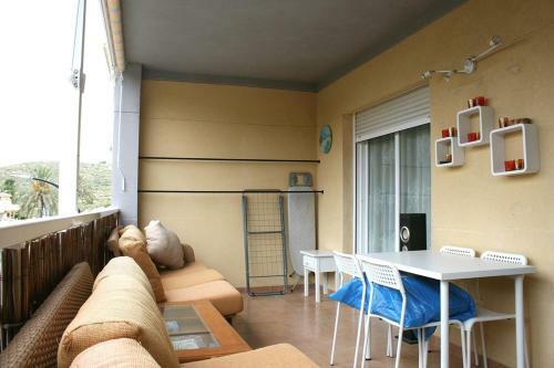 Lovely 2 Bed Apartment With Communal Pool El Campello