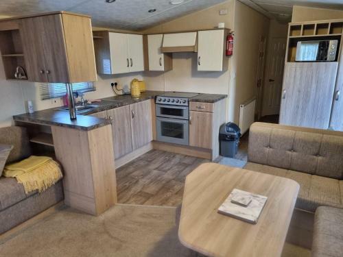 8 Berth Deluxe Pg153 Golden Palm Chapel St Leonards