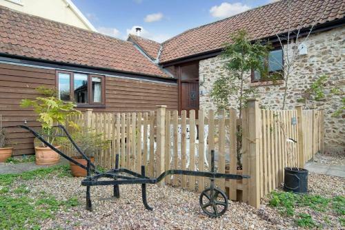 Bull Pen - Tranquil 1-bedroom Holiday Cottage