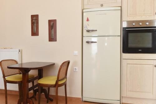 Arxontiko Alila Cycladic House With View