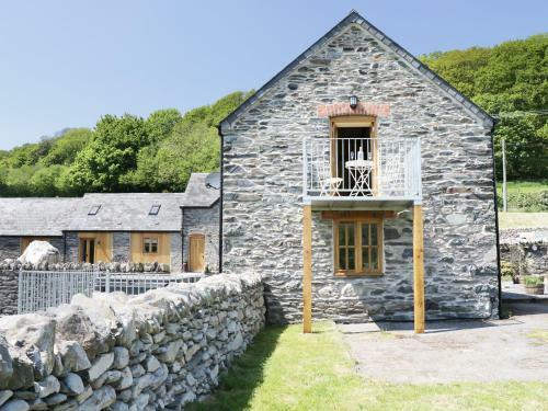The Granary Dee Valley Escape With Hot Tub
