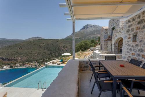 Aris-apea Villas