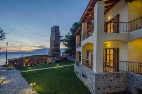 Hotel Kaminos Resort