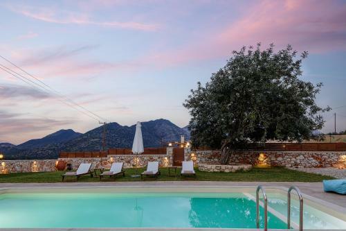 Villa Unique Stonebuilt Rural Retreat & Private Pool II