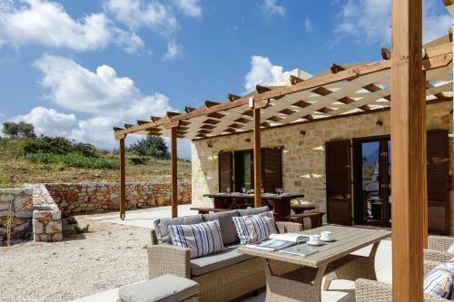 Villa Unique Stonebuilt Rural Retreat & Private Pool II