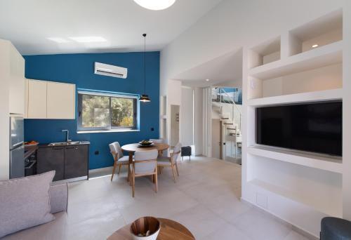 Rizomata Luxury Villas
