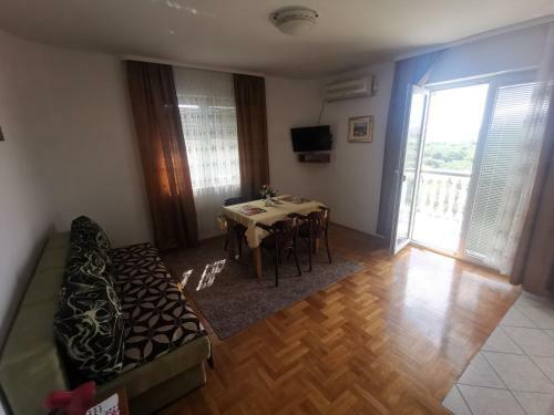 Hostal Apartmani Ru?a