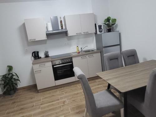 Fantasia Del Mare Apartment And Rooms