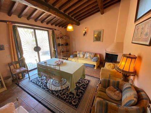 Romantic 2br 2ba Cottage In Castellina In Chianti