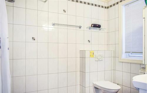 Nice Home In Storeb� With Wifi And 4 Bedrooms